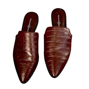 Treasure & Bond Burgundy Ox Blood Red Embossed Croc Leather Flats Mule Shoes